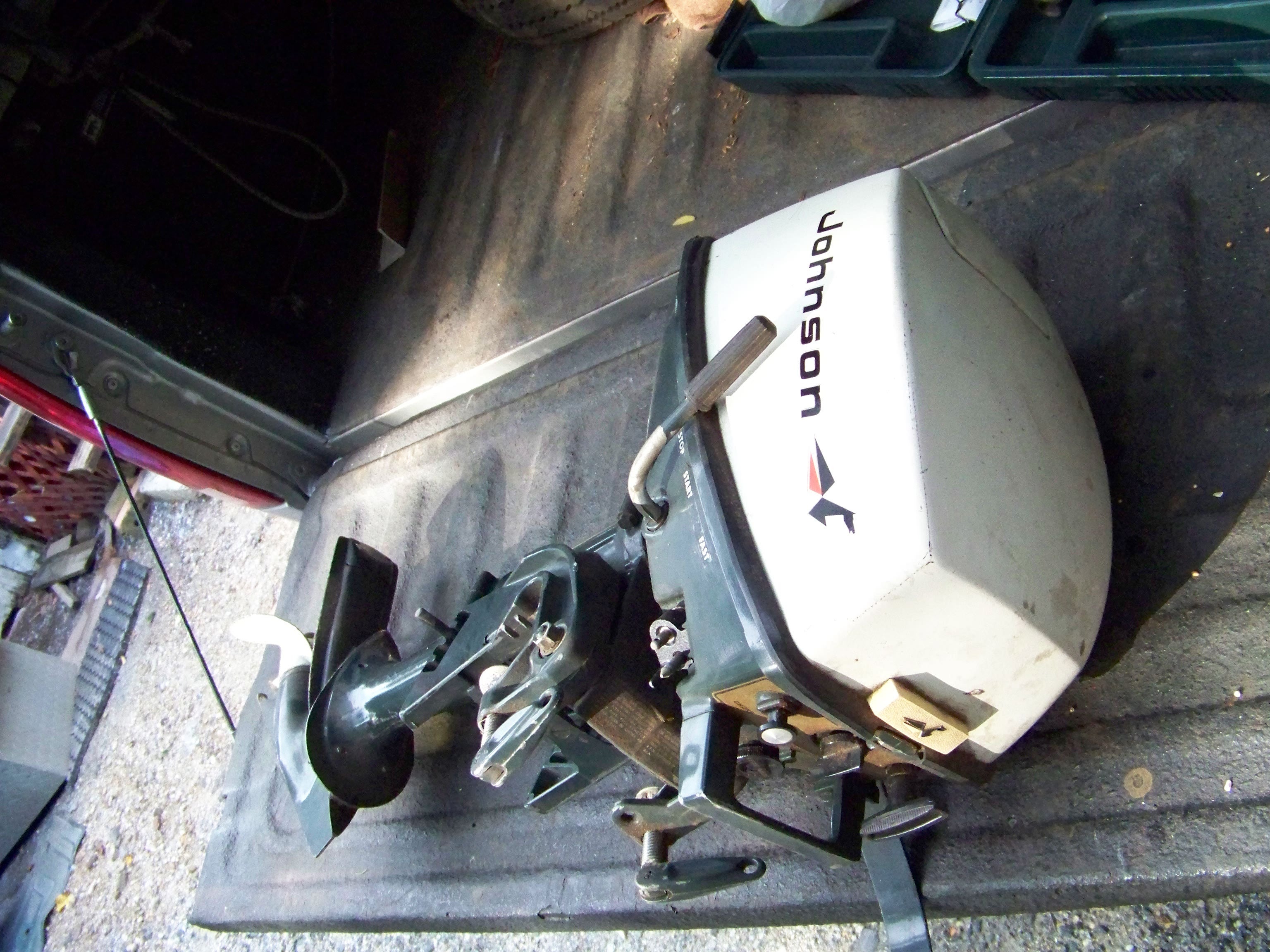 Click image for larger version

Name:	boat moptor 025.JPG
Views:	N/A
Size:	1.07 MB
ID:	24817